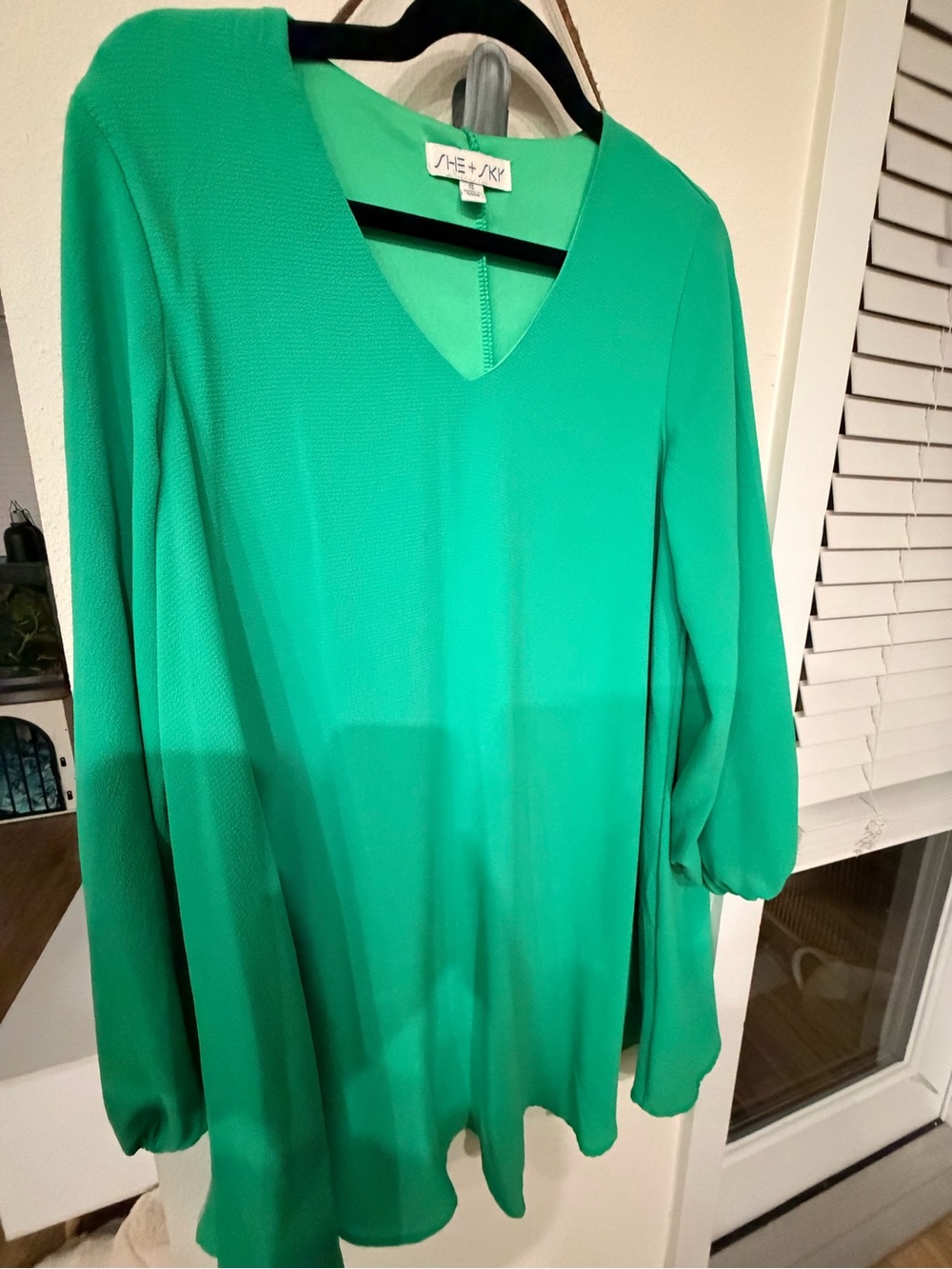 She + Sky Emerald Green V-Neck Long Sleeve Tunic